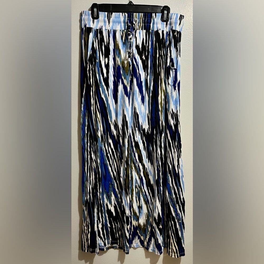 Design History Blue and Black Maxi Skirt Size L (994)